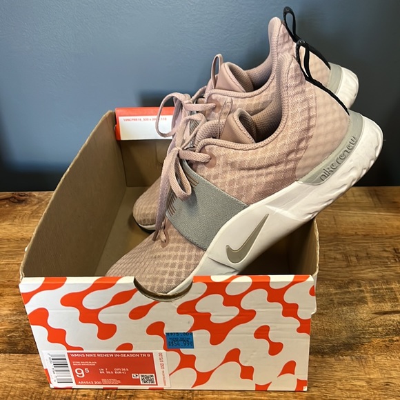 Nike Tennis Shoes Running 9.5 Pink Mauve - Picture 10 of 10